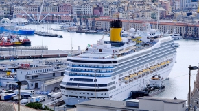 Costa Kreuzfahrten Fortuna im Hafen von Genua Foto Costa Crociere
